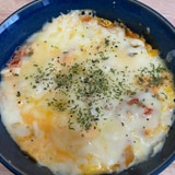 混ぜるだけ！レンジでヘルシーキムチ豆腐グラタン